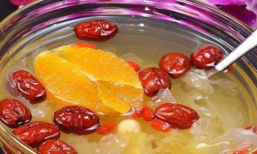 How to Make Tremella Porridge for Blood Nourishment