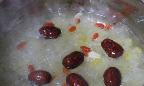 The Art of Perfecting Silver Ear Mushroom Soup:How Long to Stew for Optimal Flavor