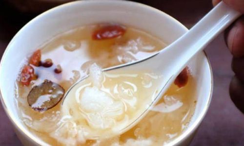 Mastering the Art of a Thick and Creamy Tremella Mushroom Soup:How Long to Stew?