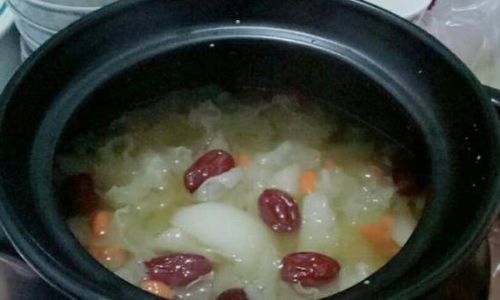 Mastering the Art of a Thick and Creamy Tremella Mushroom Soup:How Long to Stew?