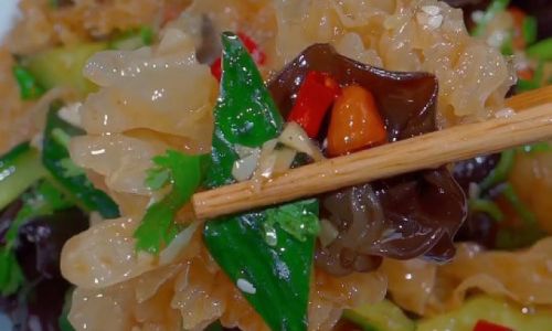 Mastering the Art of Making Delicious Tremella fuciformis White Fungus)Salad