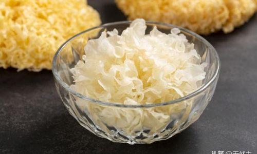 The Perfect Blanching Time for a Refreshing Tremella Mushroom Salad