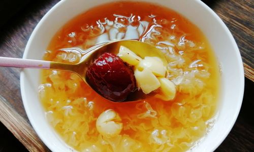 The Timeless Charm of Tremella,Lotus Seed,and Red Date Soup