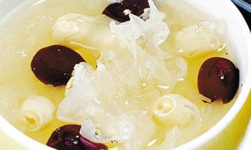 How to Make Tremella and Sea Cucumber Soup:A Culinary Delight