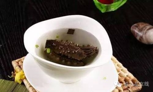 How to Make Tremella and Sea Cucumber Soup:A Culinary Delight