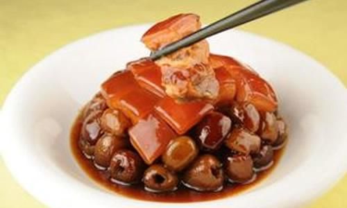Delving into the Culinary Delights of Yinchuans Specialty Snacks