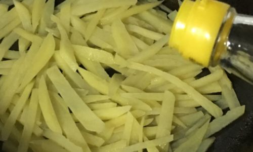 Mastering the Art of Tangy and Savory:How to Cook Delicious Vinegar-Glazed Potatoes