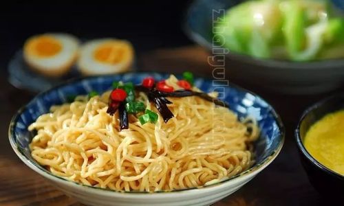 The Art of Scallion Oil Noodles:A Journey Through Tradition and Flavor