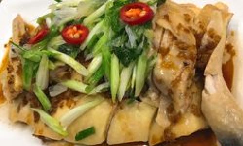 Mastering the Art of Scallion Oil Chicken:A Step-by-Step Guide to Irresistible Flavors and Textures
