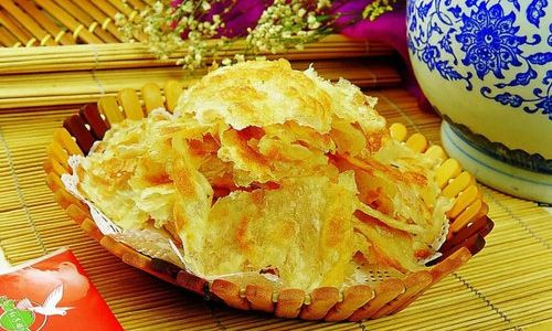 The Origin and Cultural Significance of Scallion Pancakes:A Beloved Chinese Street Food