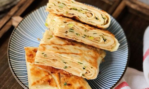 Mastering the Art of Flavorful Scallion Pancakes:A Comprehensive Guide to Crafting the Perfect Dish