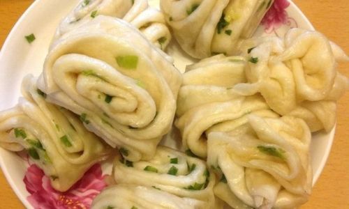 Mastering the Art of Crafting Homemade Scallion Rolls:A Comprehensive Guide