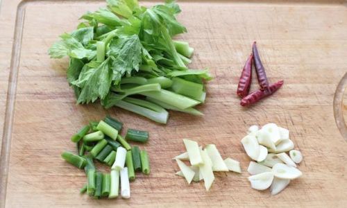 A Comprehensive Guide to Cooking with Thorny Onions:From Classic Recipes to Modern Twists