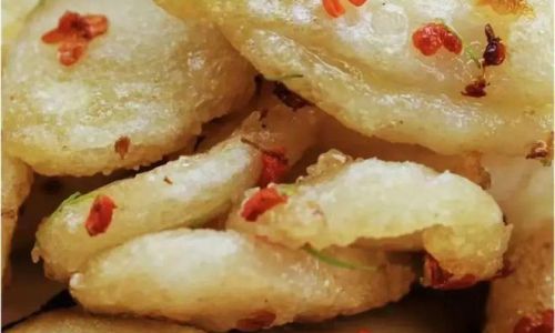 An Introduction to the Traditional Method of Making Korean Rice Cake Tteok)