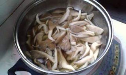 Mastering the Art of Frying Soft-Fried Fresh Mushrooms Without Sticking