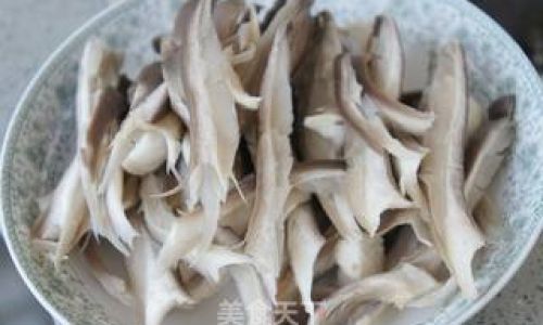 Mastering the Art of Frying Soft-Fried Fresh Mushrooms Without Sticking