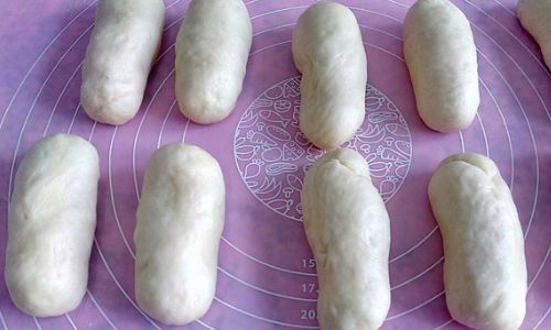 An Intricate Guide to Making Soft Pretzel Twists