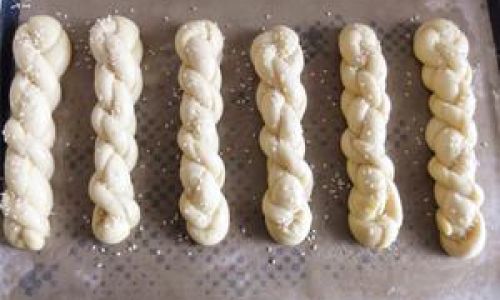How to Make Soft Pretzel Twists:A Step-by-Step Guide