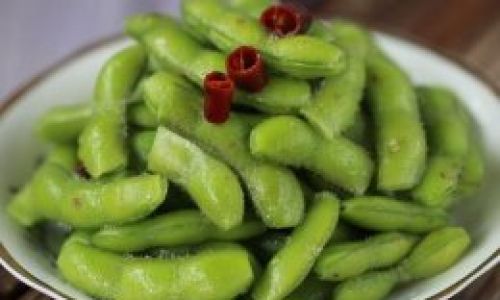 A Homestyle Recipe for Flavorful and Aromatic Boiled Edamame with卤香 Sauce