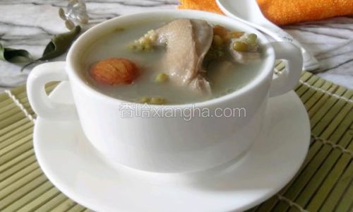 How to Make Delicious Pigeon and Mung Bean Soup