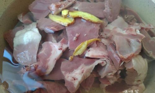 How to Cook Pork Heart Deliciously and Nutritiously