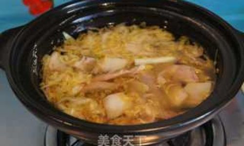 Mastering the Art of Pork and Sauerkraut Stew:A Comprehensive Guide