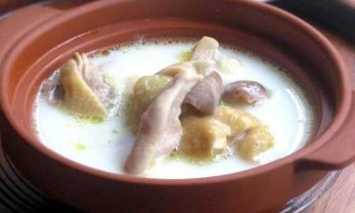 How to Make a Delicious Pork Belly and Chicken Stew