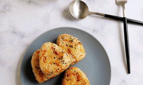 How to Make Delicious Cheese Rice Balls:A Step-by-Step Guide