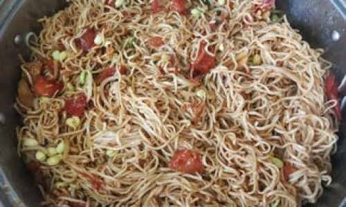 How to Make Steamed and Braised Noodles:A Culinary Delight