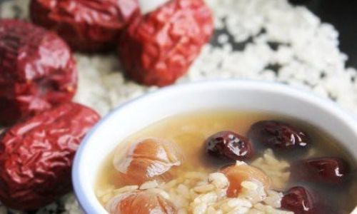 Mastering the Art of Making Yinmi Porridge