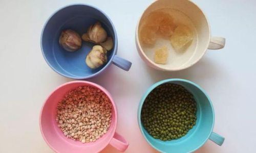 The Debate on Pre-cooking Coix Seed Yimi)Before Making Porridge:A Comprehensive Analysis