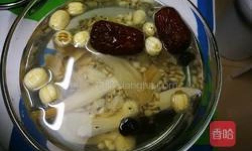 Mastering the Art of Cooking Coix Seed and Black-Bone Chicken Soup