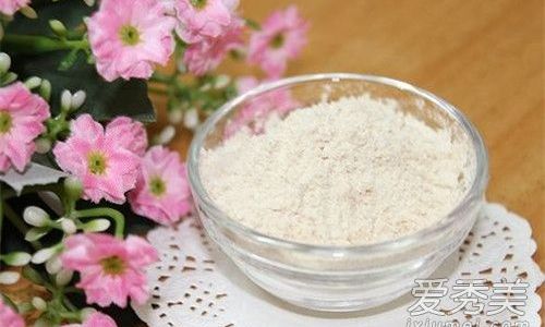 The Benefits and Effects of Combining Coix Seed Powder with Milk