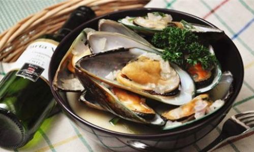 How to Enjoy Mussels:A Culinary Exploration