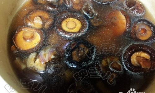 A Homestyle Recipe for Premium Black Sea Cucumber Wucai)