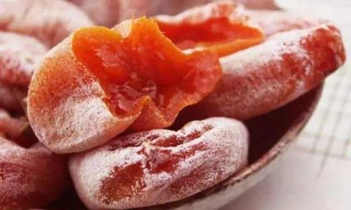 A Mouthful of Honey:The Soft,Sticky,and Sweet Delight