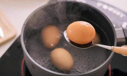 The Perfect Boil:How Long to Cook a Fully Hard-Boiled Egg