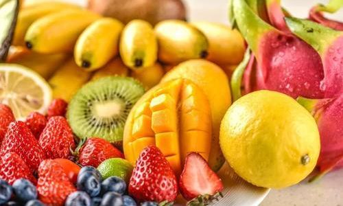 The Bounty of Spring:A Celebration of Fruits That Ripen in the Season of Renewal