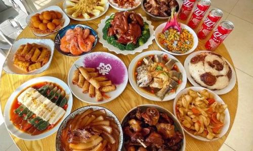 Celebrating Abundance:A Journey Through Traditional Chinese New Year Delicacies