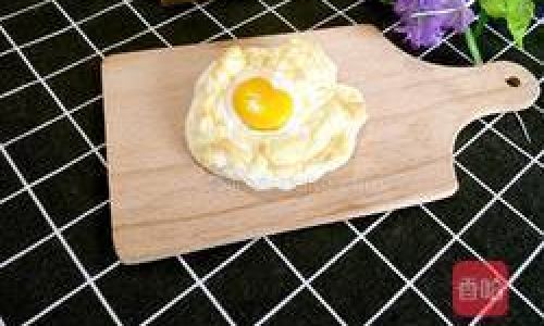 The Art of Crafting Whimsical Cloud Eggs:A Step-by-Step Guide to Culinary Creativity