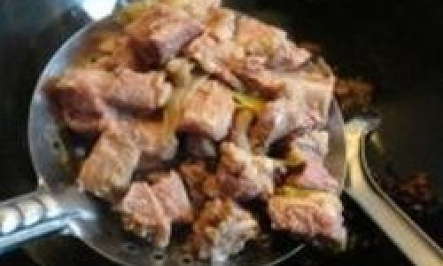 Mastering the Art of Sichuan-Style Braised Beef:A Spicy,Savory Delight