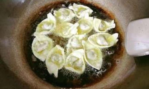 How to Make Deep-Fried Dumplings:A Step-by-Step Guide