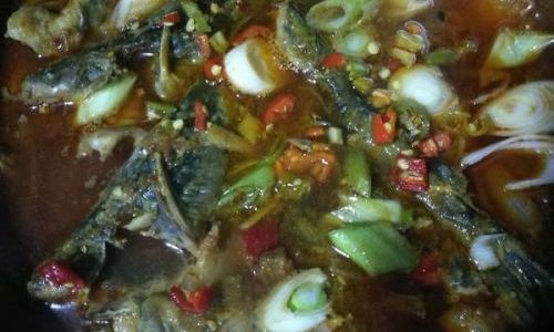 How to Make a Delicious Fish Hot Pot:A Comprehensive Guide