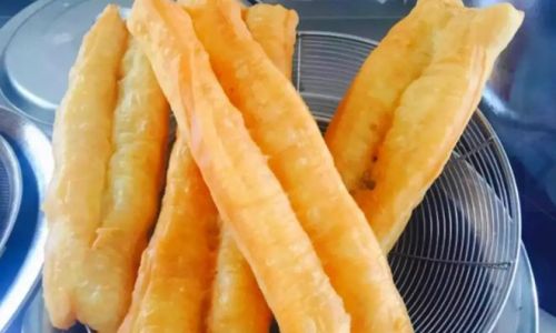 How to Make Delicious and Crispy Fried Dough Sticks