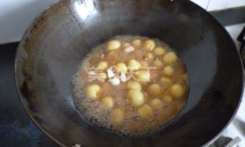 How to Make Braised Potatoes in Oil:A Step-by-Step Culinary Journey