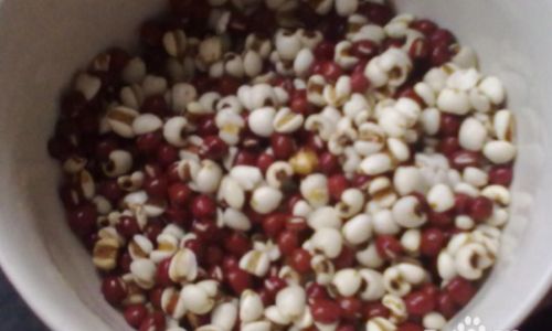 How to Make Adzuki Bean and Coix Seed Water:A Refreshing and Nutritious Beverage