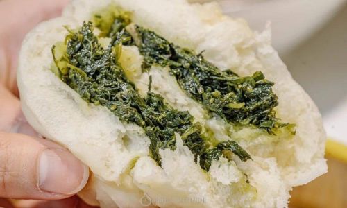 How to Make Delicious Young Clover Buns