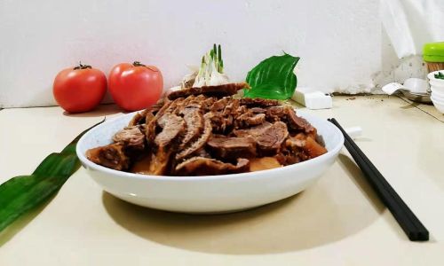 Dual Delights:A Culinary Guide to Two Ways with Lamb Leg
