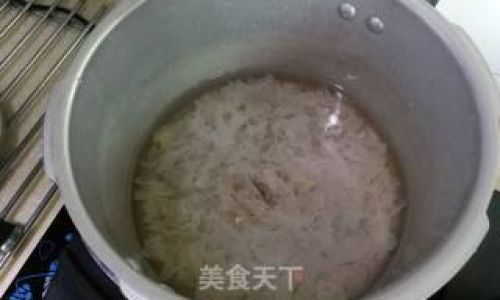 Cooking General Pork Bone Broth in a Pressure Cooker:The Optimal Timing and Techniques