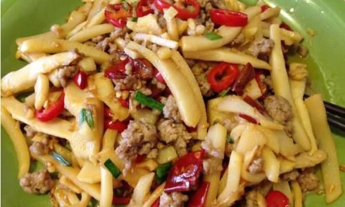 The Art of Cooking Wild Bamboo Shoots:How Long to Stir-Fry for Perfection